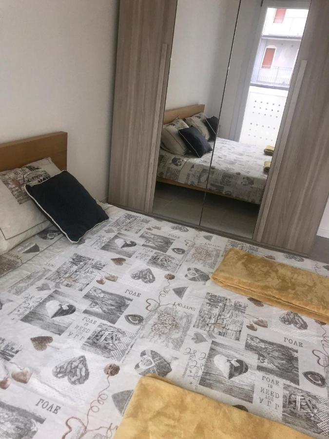 Kos Palace Apartman Lido di Jesolo Kültér fotó
